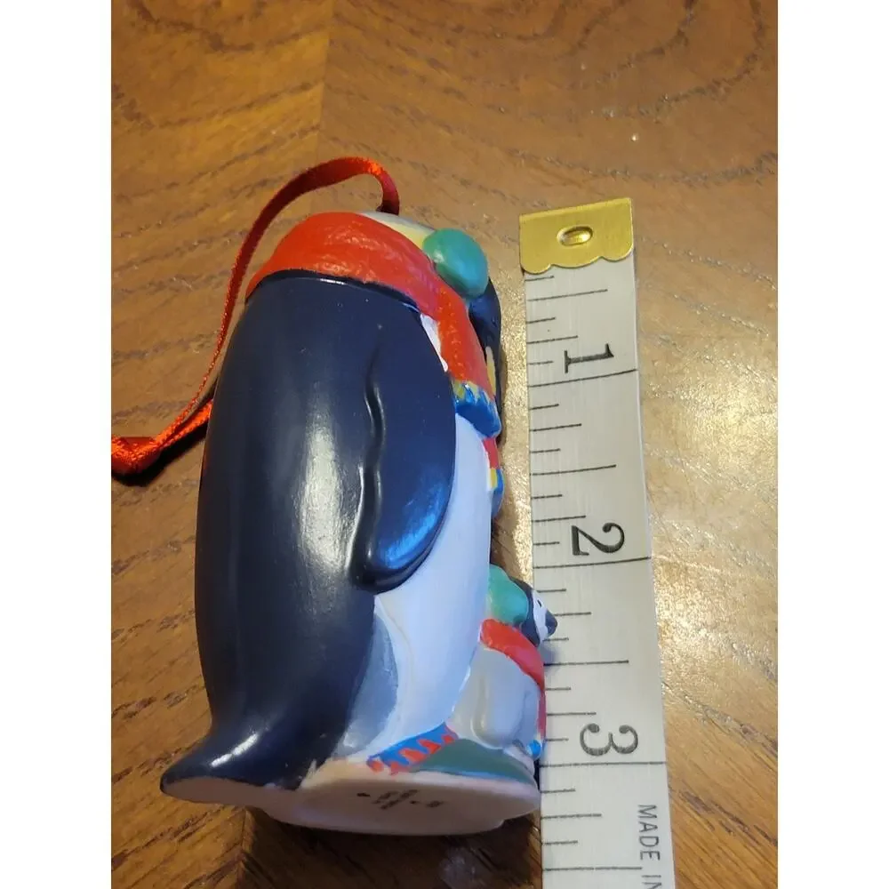 Hallmark Keepsake 2001 Safe and Snug Mother Baby Penguin Christmas‎ Ornament